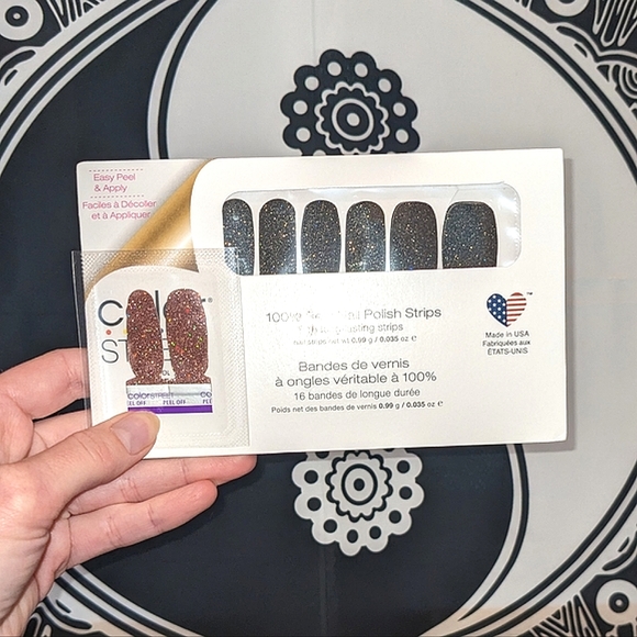 Last chance! Color Street Only in Vegas plus Glitter Twosie Nail Polish Strips - Picture 3 of 15